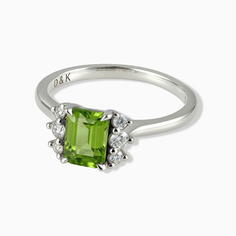 925 Sterling Silver Baguette Peridot Ring – Seraph Front View