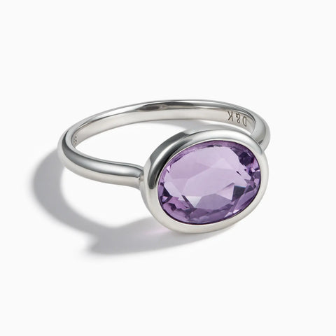 925 Sterling Silver Oval Amethyst Bezel Ring - Contour Front View