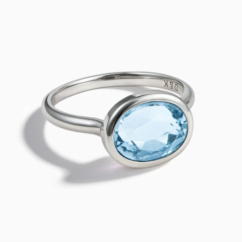 925 Sterling Silver Oval Aquamarine Bezel Ring - Contour Front View