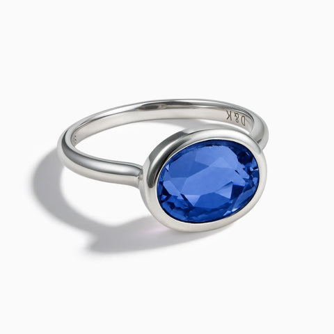 925 Sterling Silver Oval Blue Sapphire Bezel Ring - Contour Front View