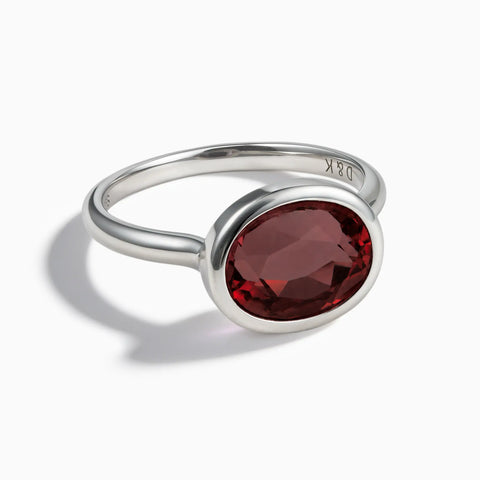 925 Sterling Silver Oval Garnet Bezel Ring - Contour Front View