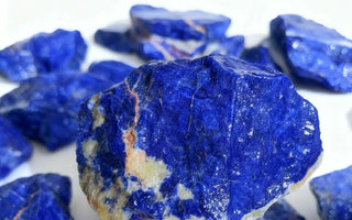 Blue Sapphire Meaning: The Stone of Loyalty