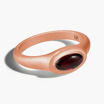18KT Rose Gold Vermeil Oval Garnet Sandblasted Ring - The Horizon Front View