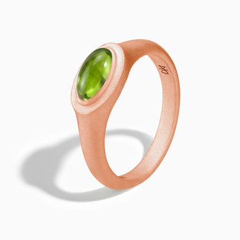18KT Rose Gold Vermeil Oval Peridot Sandblasted Ring - The Horizon Side View