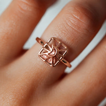 18KT Rose Gold Vermeil Rectangle Morganite Cutout Web Shaker Ring - Lunar Matrix Model Shot