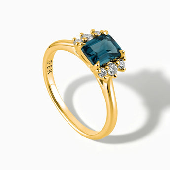 18KT Yellow Gold Vermeil Baguette London Blue Topaz Ring – Seraph Side View