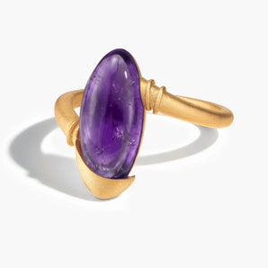 18KT Yellow Gold Vermeil Elongated Oval Amethyst Sculptural Statement Ring - Cove Front View
