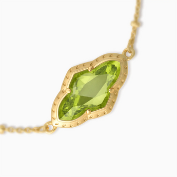 18KT Yellow Gold Vermeil Flower Peridot Bezel Bracelet - Retro Charm Detail View
