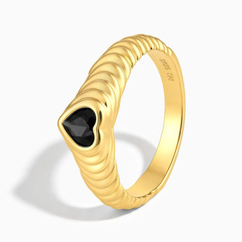 18KT Yellow Gold Vermeil Heart Black Onyx Fluted Ring - Coeur Fold Side View