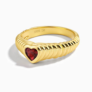 18KT Yellow Gold Vermeil Heart Garnet Fluted Ring - Coeur Fold Front View