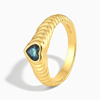 18KT Yellow Gold Vermeil Heart Labradorite Fluted Ring - Coeur Fold Side View