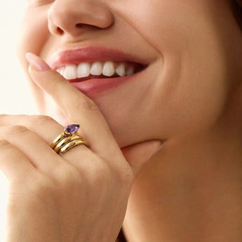 18KT Yellow Gold Vermeil Marquise Amethyst Wrap Ring - Eye of Light Model Shot