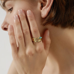 18KT Yellow Gold Vermeil Marquise Labradorite Wrap Ring - Eye of Light Model Shot