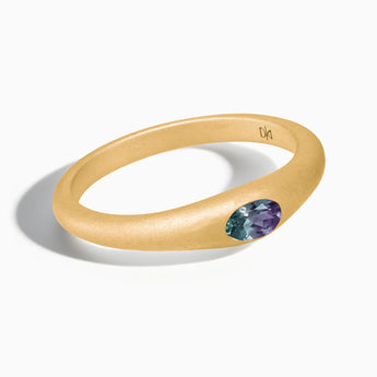 18KT Yellow Gold Vermeil Oval Alexandrite Sandblasted Ring - Essence Front View