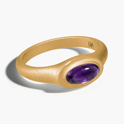 18KT Yellow Gold Vermeil Oval Amethyst Sandblasted Ring - The Horizon Front View