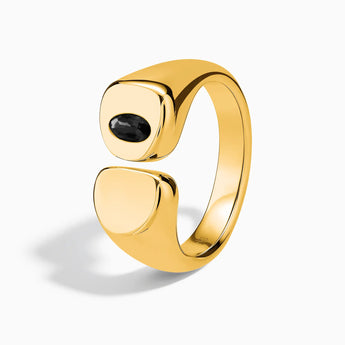 18KT Yellow Gold Vermeil Oval Black Onyx Signet Ring - Close at Hand Side View