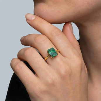 18KT Yellow Gold Vermeil Raw Malachite Ring - Freeform Model Shot