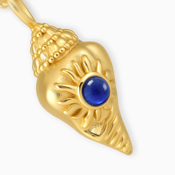 18KT Yellow Gold Vermeil Round Blue Sapphire Sun Conch Necklace - Tidal Glow Detail View