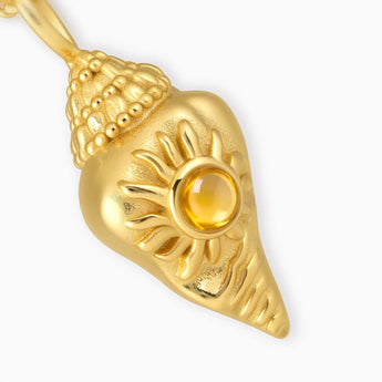 18KT Yellow Gold Vermeil Round Citrine Sun Conch Necklace - Tidal Glow Detail View