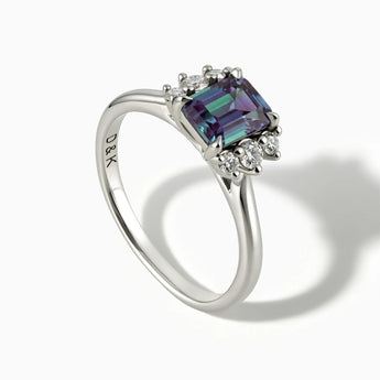925 Sterling Silver Baguette Alexandrite Ring – Seraph Side View