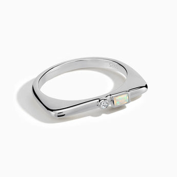 925 Sterling Silver Baguette Peridot Puzzle Stacking Ring - Minimal Mood Front View