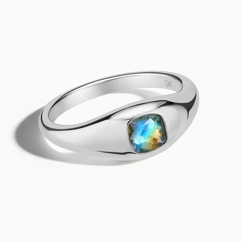 925 Sterling Silver Cushion Labradorite Signet Ring - Monolith Front View