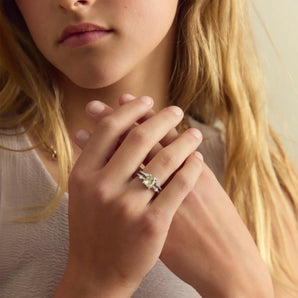 925 Sterling Silver Double Band Raw Green Amethyst Ring - Interweave Model Shot