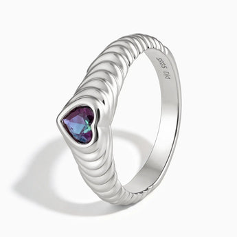 925 Sterling Silver Heart Alexandrite Fluted Ring - Coeur Fold Side View