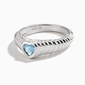 925 Sterling Silver Heart Aquamarine Fluted Ring - Coeur Fold Front View