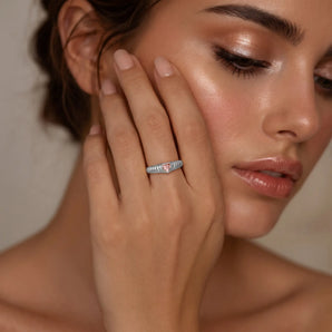 925 Sterling Silver Heart Morganite Fluted Ring - Coeur Fold Model Shot