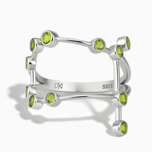925 Sterling Silver Leo Zodiac Constellation Ring - Peridot Front View