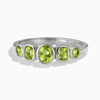925 Sterling Silver Mixed-Cut Peridot Graduated Ring - Pebble Glow Front View