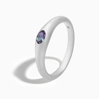 925 Sterling Silver Oval Alexandrite Sandblasted Ring - Essence Side View