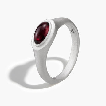 925 Sterling Silver Oval Garnet Sandblasted Ring - The Horizon Side View