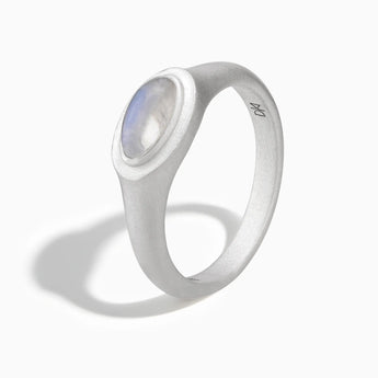 925 Sterling Silver Oval Moonstone Sandblasted Ring - The Horizon Side View