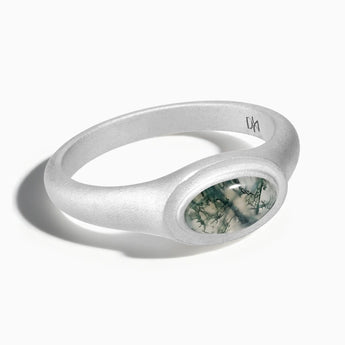 925 Sterling Silver Oval Moss Agate Sandblasted Ring - The Horizon Front View