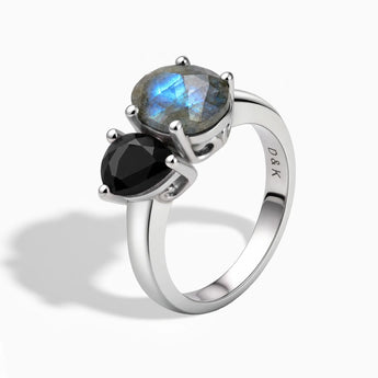 925 Sterling Silver Pear Black Onyx & Oval Labradorite Toi et Moi Ring - Twin Reverie Side View