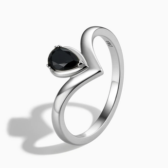 925 Sterling Silver Pear Black Onyx V Band Ring - Chevron Side View