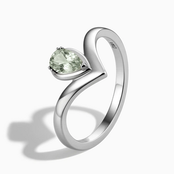 925 Sterling Silver Pear Green Amethyst V Band Ring - Chevron Side View