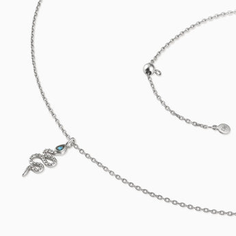 925 Sterling Silver Pear Labradorite Serpent Pendant Necklace Meander Side View