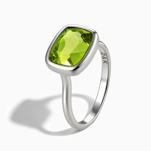 925 Sterling Silver Peridot Cushion Ring - Pure Hush Side View