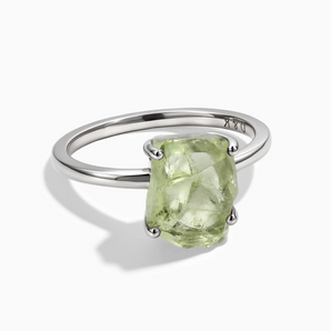 925 Sterling Silver Raw Green Amethyst Ring - Freeform Front View