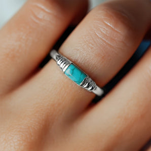 925 Sterling Silver Rectangle Turquoise Cabochon Ring Axis Model Shot