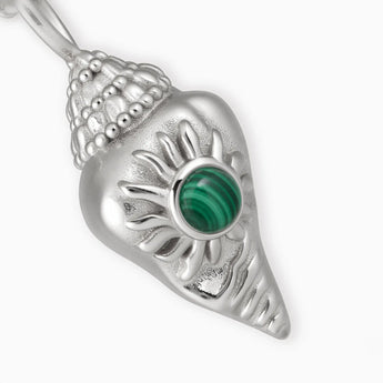 925 Sterling Silver Round Malachite Sun Conch Necklace - Tidal Glow Detail View