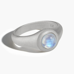 925 Sterling Silver Round Moonstone Sandblasted Ring - Matte Sculpt Front View