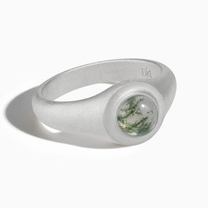 925 Sterling Silver Round Moss Agate Sandblasted Ring - Matte Sculpt Front View