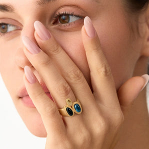 Asymmetrical London Blue Topaz & Black Onyx Vintage Ring - Archipelago 18KT Yellow Gold Vermeil Model Shot