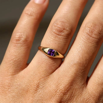 Cushion Amethyst Signet Ring - Monolith 18KT Yellow Gold Vermeil Model Shot