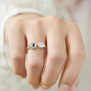 Oval Blue Sapphire Signet Ring - Close at Hand 925 Sterling Silver Model Shot