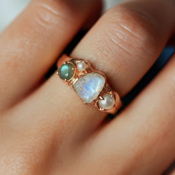 Raw Moonstone & Round Labradorite Wavy Ring - Rolling Tides 18KT Rose Gold Vermeil Model Shot